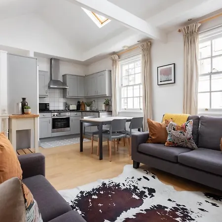 Bathurst Mews III By Onefinestay